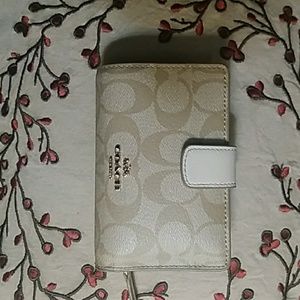 Small Coach Womens wallet
